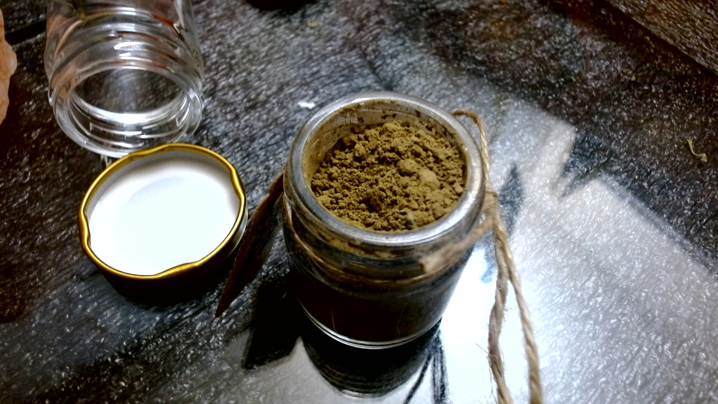 One Mini Jar Kratom Powder (you choose)