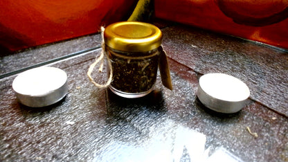 One Mini Jar of Loose Leaf Tea (you choose)