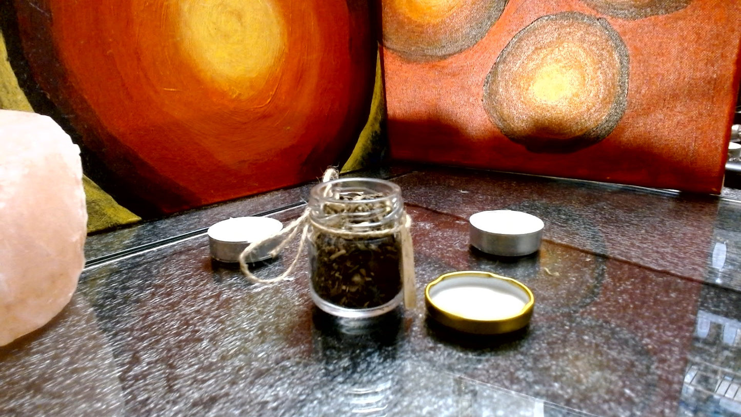 One Mini Jar of Loose Leaf Tea (you choose)